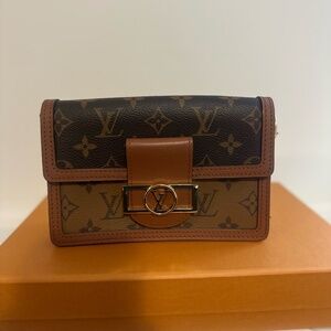 Louis Vuitton Dauphine Chain Wallet